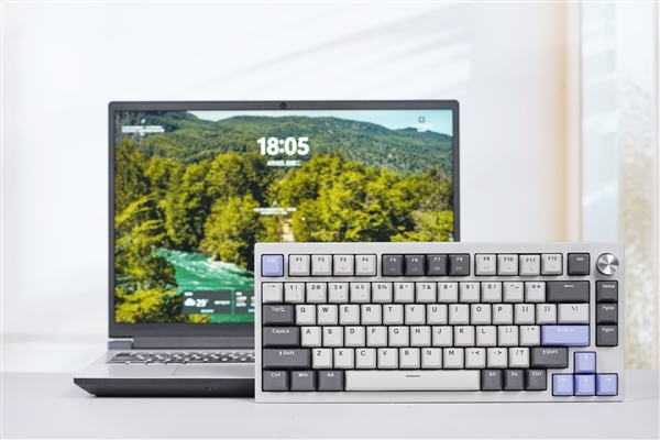 七彩虹KB8 PRO机械键盘图赏评测首曝！