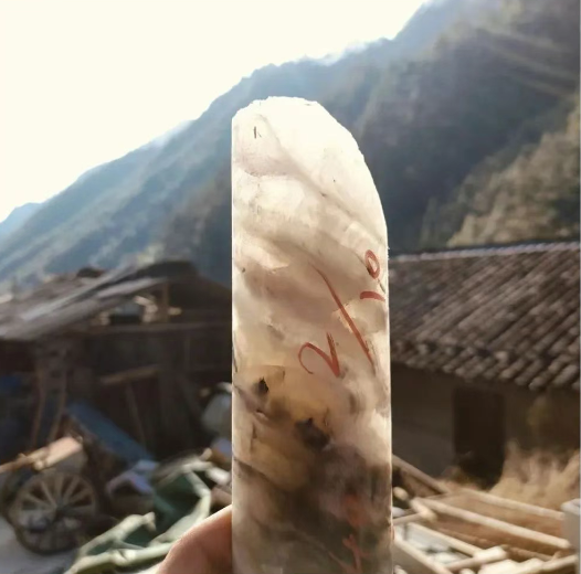 我国发现超大型萤石矿床，储量超770万吨，冠以工业维生素之美誉