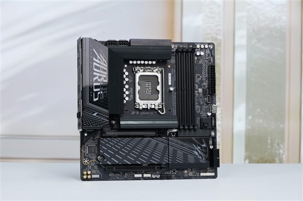 更亲民Ultra座驾!技嘉B860M AORUS PRO WIFI7主板图赏