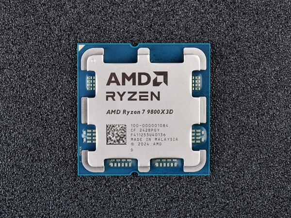 9800X3D与7800X3D游戏帧数实测对比，性能王者揭晓