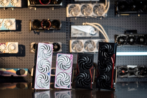 七彩虹战斧RTX 5060 Ti甜品级门将显卡全新上市，原价款惊喜首发！