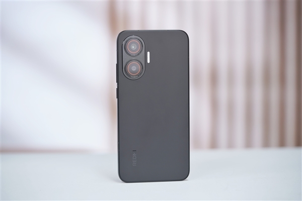 揭秘Redmi Turbo 4 Pro金属中框高强度背后的三大差异原因